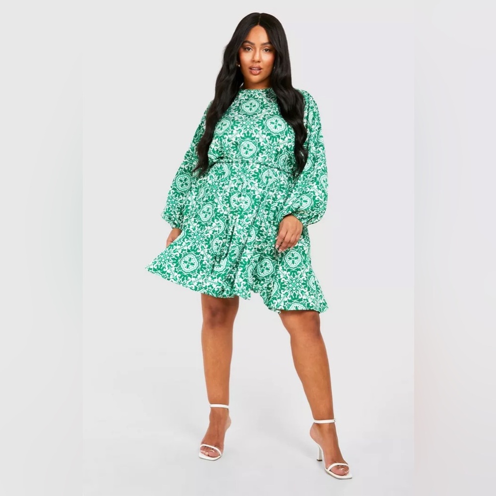 PLUS WOVEN TILE PRINT SMOCK DRESS size 14 XL